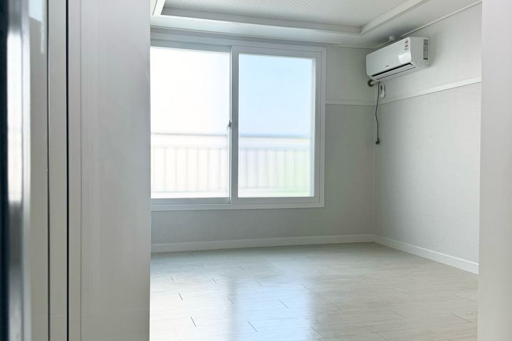 1.5-room apartment, fully furnished, 5 minute 1th image