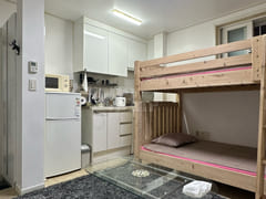 Room 02 0th image
