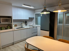 Great location in Yeonnam-dong; spacious. 1th image