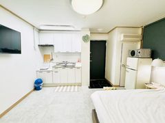 신촌 홍대입구역 원룸2 1번째 이미지