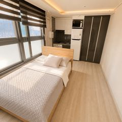 Designer Studio Apartment near Sasang Station Unit Image