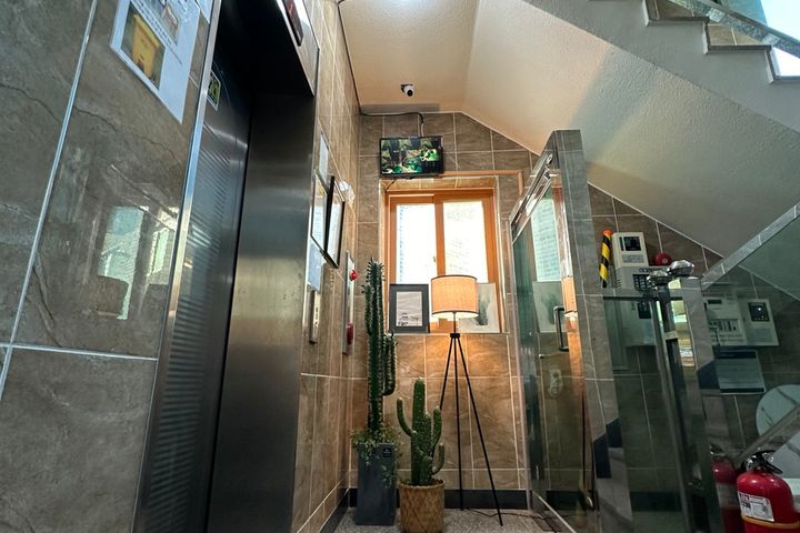 Byeongjeom Station Fully Furnished Studio G 0th image