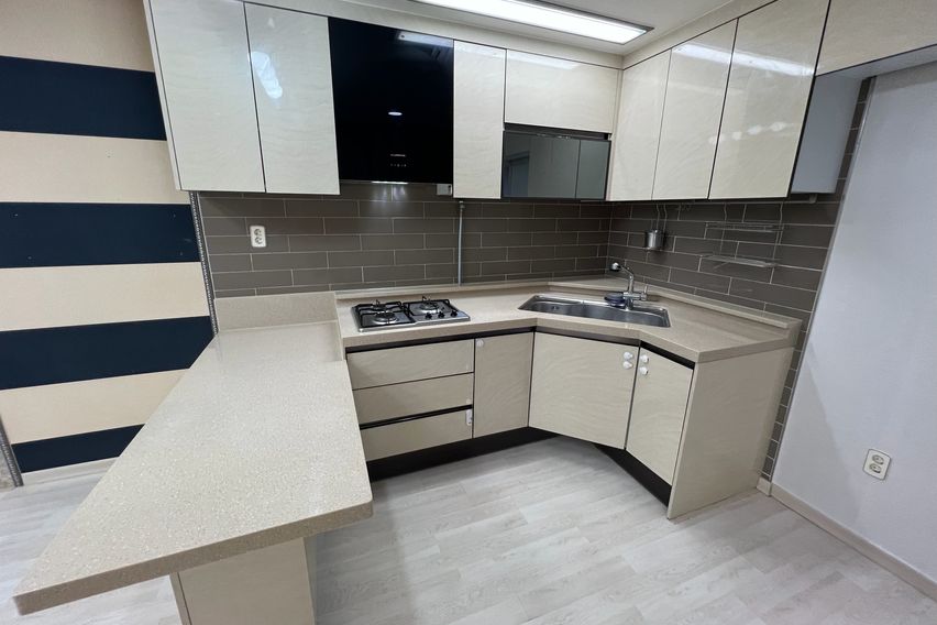 부천역도보10분 깨끗함