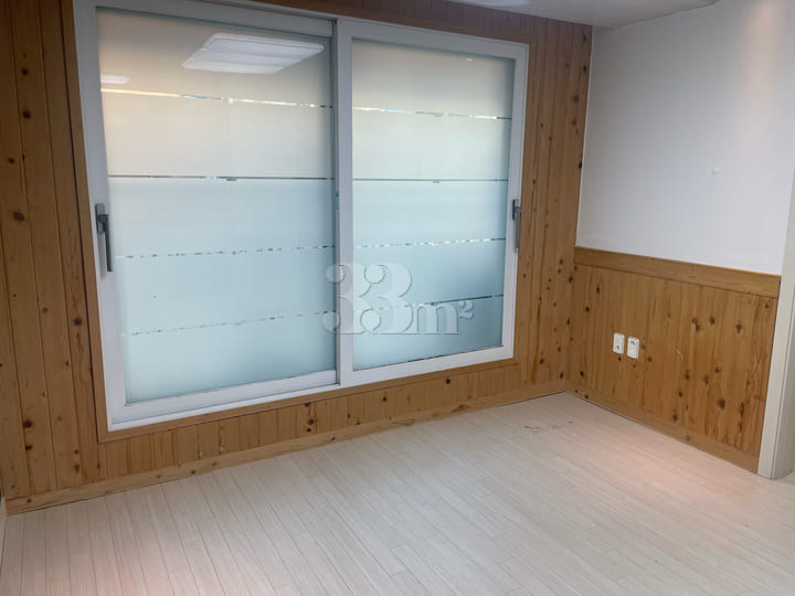 신림동 채광좋은쓰리룸 방 이미지