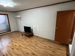 Room 201 3th image