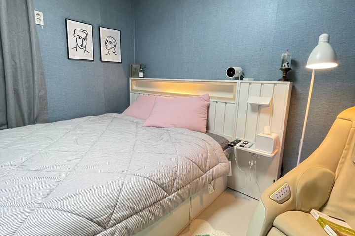 Room 105 / Spacious Room / Long-term Room 0th image
