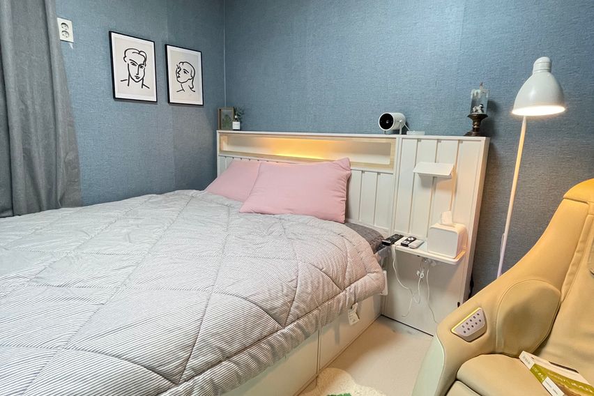 Room 105 / Spacious Room / Long-term Room 0th image