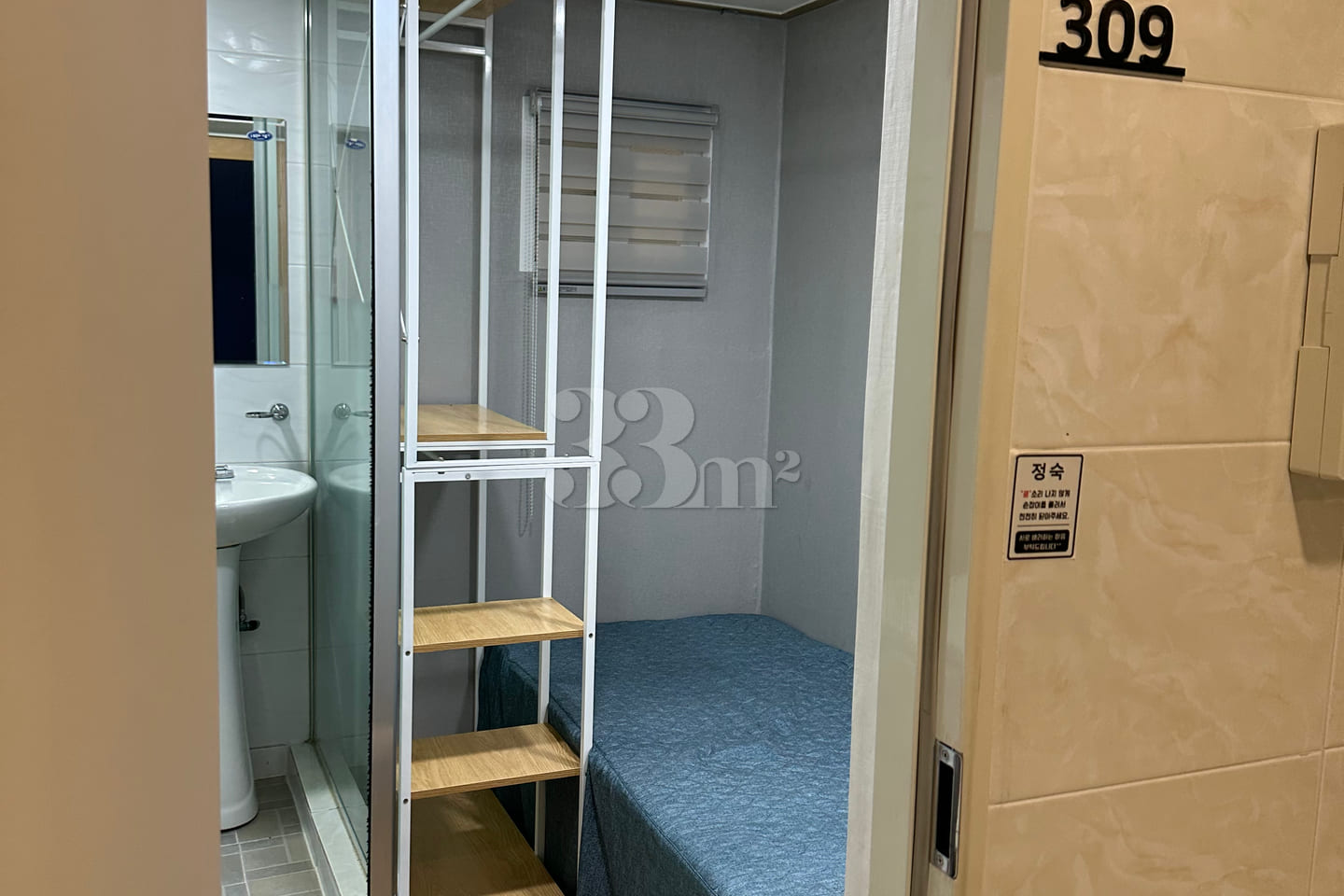 3-minute walk from Sinnonhyeon Station! 3th image