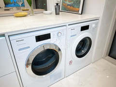 Newly built suite near Cheongdam Intersection 15th image