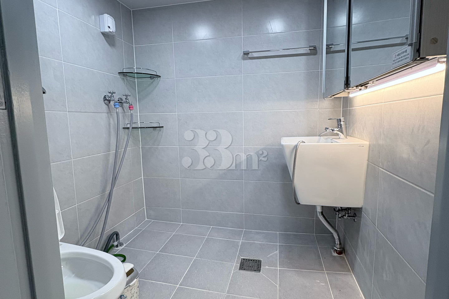 Mapo Station, B1 floor, clean! 1th image