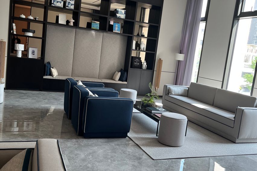 강남구청역 상지카일룸M