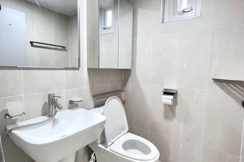 신촌역 리모델링 503