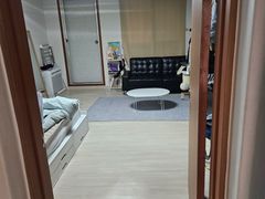 Spacious, 2-minute walk from Hansung Universi 0th image