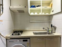 4-person room with 2 double beds 6th image