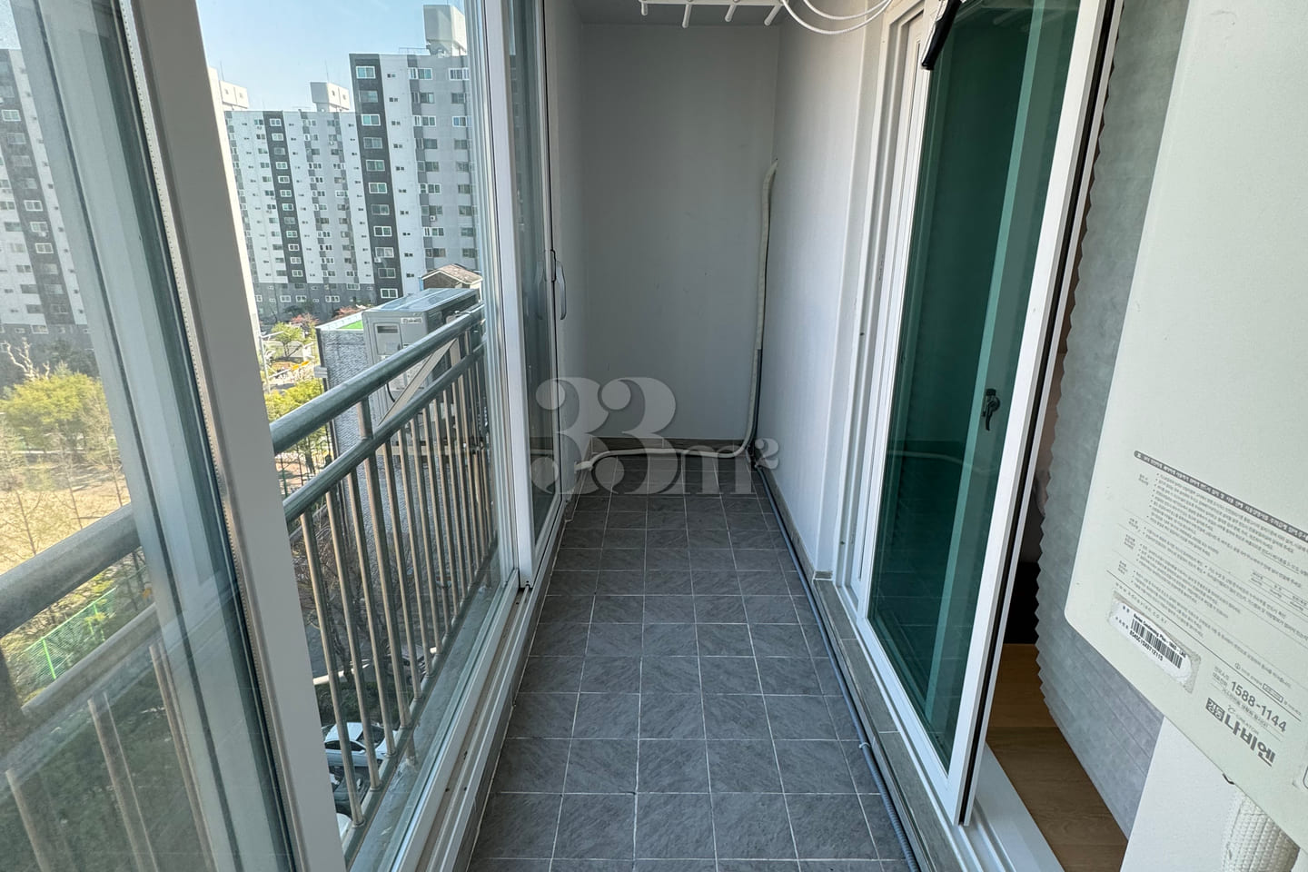 Two-room apartment near the government comple 9th image