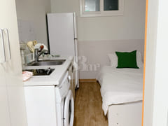 Room 320, Single Room 0th image