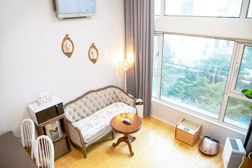 정자역1분/청결한숙소