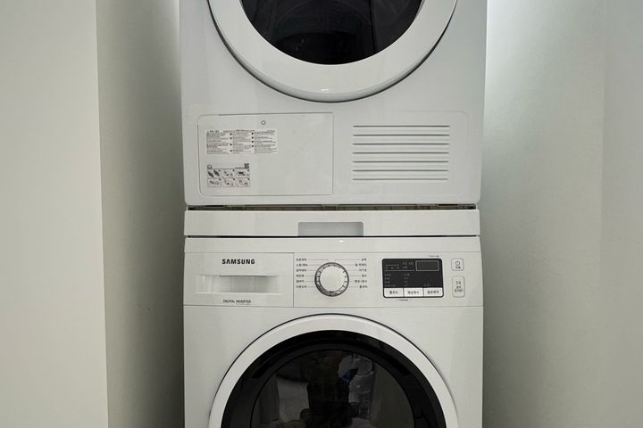 🌟 High-end, newly built 2-bedroom unit in Ga 18th image