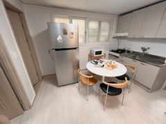 2-bedroom unit near Sangdo Station 0th image