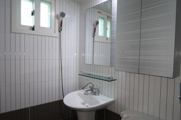 Gangbuk | Fully Furnished Studio | Short/Long 9th image