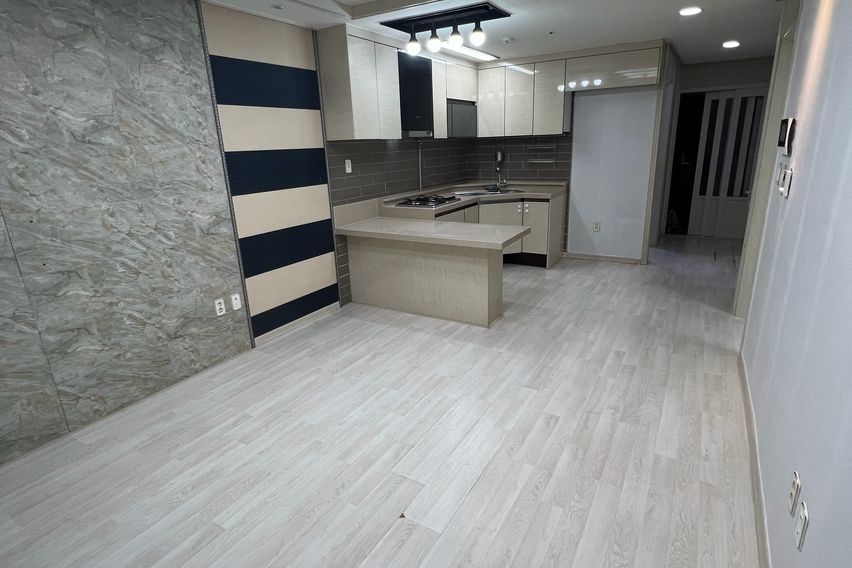 부천역도보10분 깨끗함