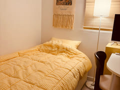 New studio apartment on the 1.5th floor near  9th image