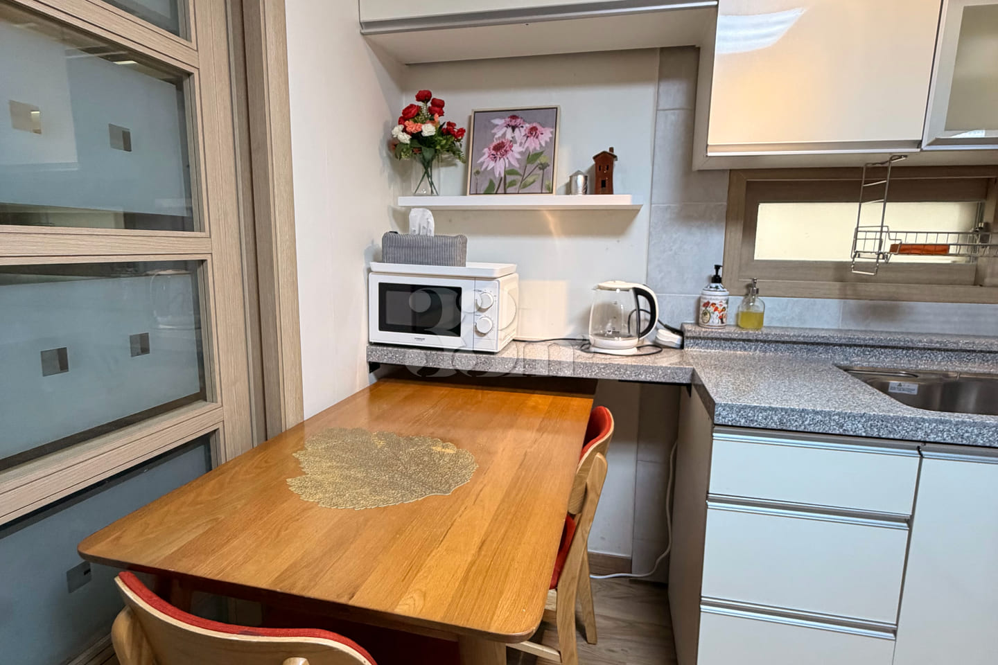 1 minute from Seokchon Lake / Jamsil 3-room 9th image