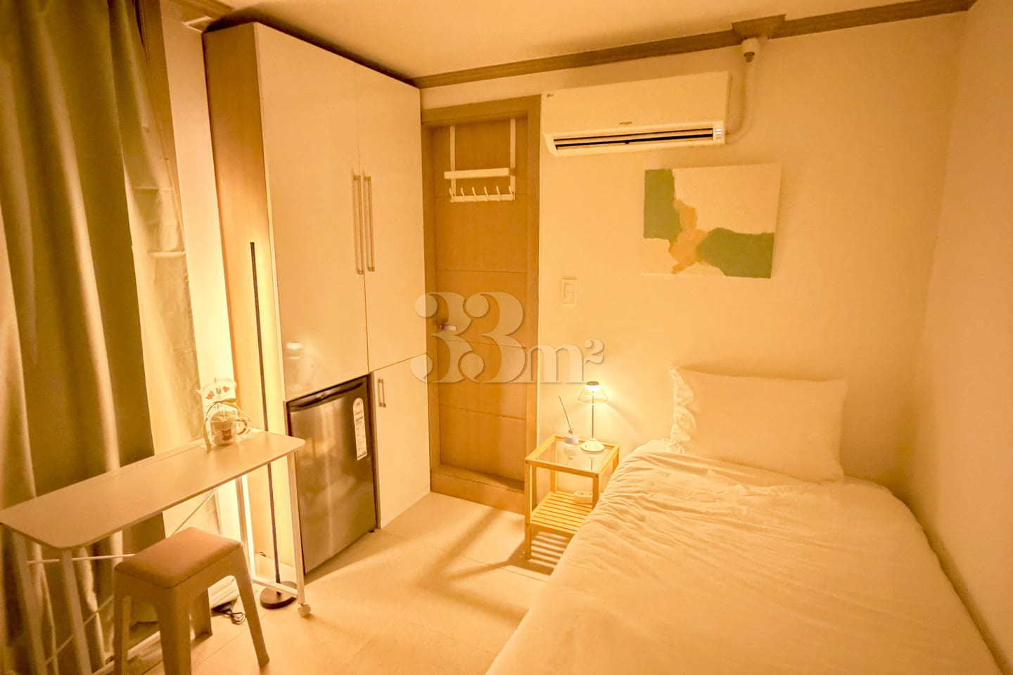Walking distance: 3 minutes to Sinchon, 9 min 6th image