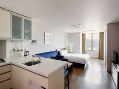 Cozy studio apartment near Seodaemun Station 1th image