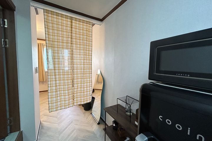 3rd-floor studio apartment, 3-minute walk fro 7th image