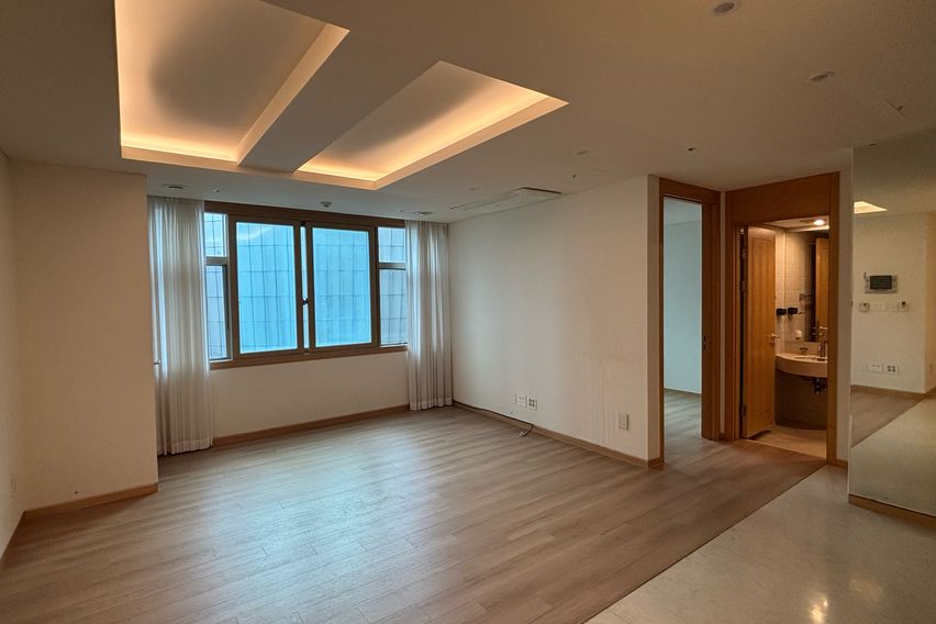 Tower Palace · Three-bed
