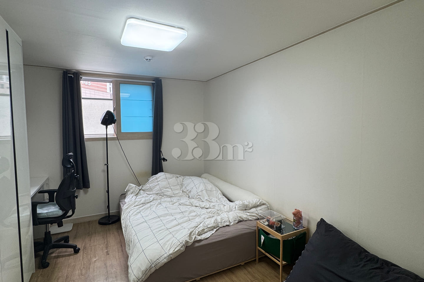 Studio apartment with a separate kitchen (Gwa 1th image