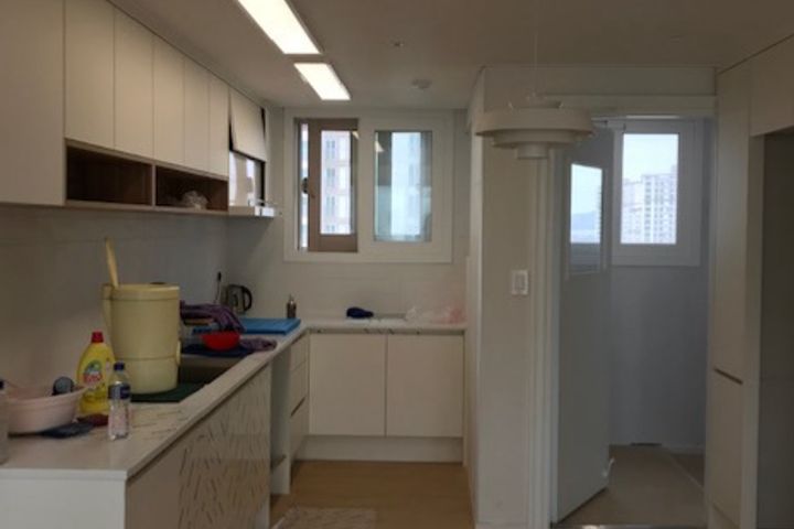 Apartment just a 5-minute walk from Janggi St 5th image