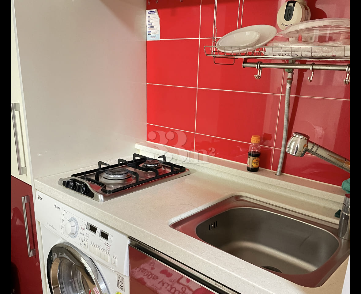 🍒 Neat, Convenient, Fully Furnished Studio 5 3th image