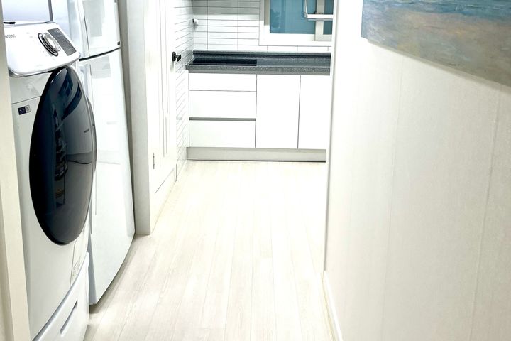 Seokchon Station Two-Room Apartment (with Dry 17th image