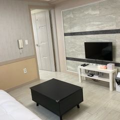 Bonggok-dong, Gumi-si: Mini Two-Room Unit 2 Unit Image