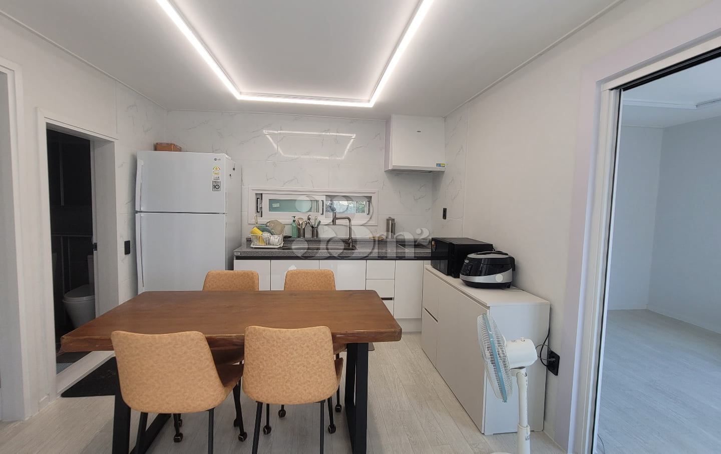 Quiet ground-floor space in Namhae, Gyeongnam 0th image