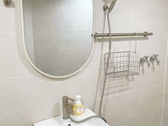 Fully furnished two-room unit, 1 minute from 8th image