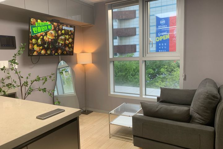 Two-room apartment in the City Hall, Gwanghwa 1th image