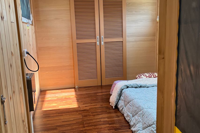 노랑하우스 1층