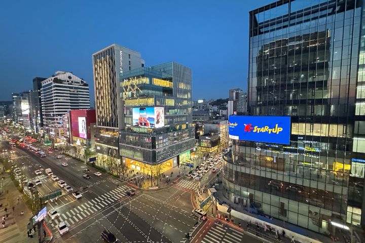 Hongdae Super Prime Location City View ☀️ 0th image