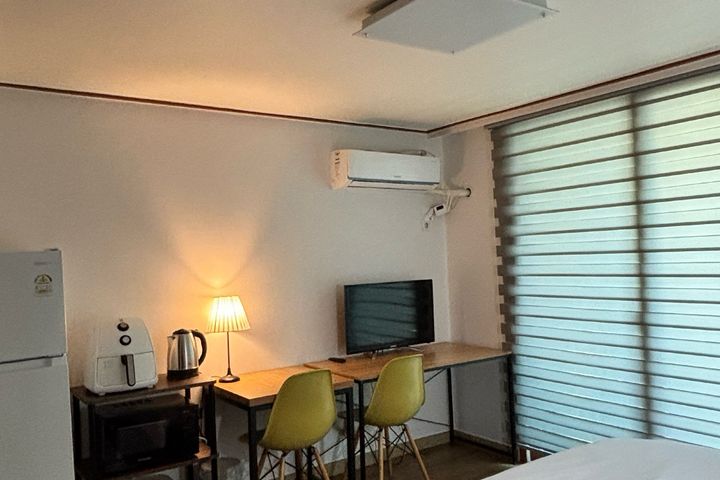 New ๐ฉถ Modern House 0th image