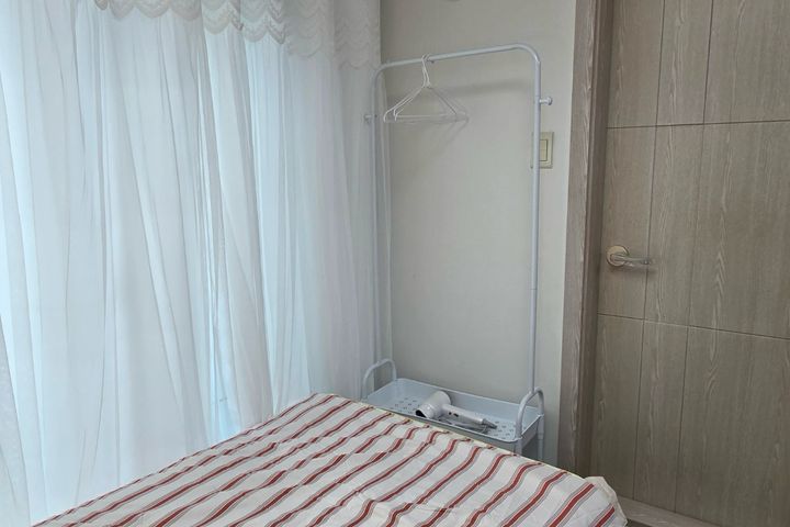 Affordable Women-Only Accommodation in Bongch 4th image