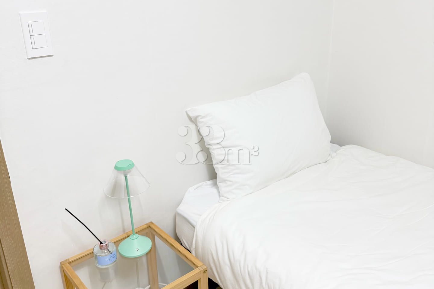 Walking distance: 3 minutes to Sinchon, 9 min 4th image