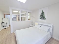 ✨Spacious room, popular host, fully furnished 0th image