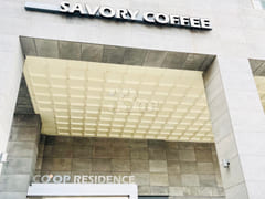 2-minute walk from DDP Station, parking avail 17th image