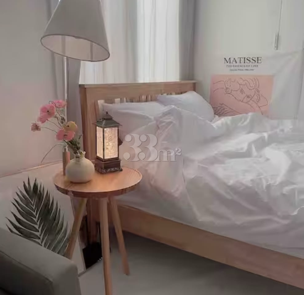 Top-notch cleanliness, unique 211 vibe 1th image