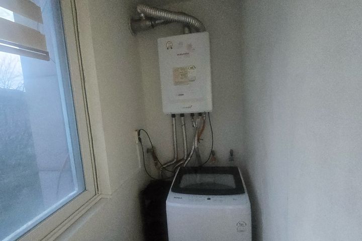 Studio apartment in a quiet residential area  3th image
