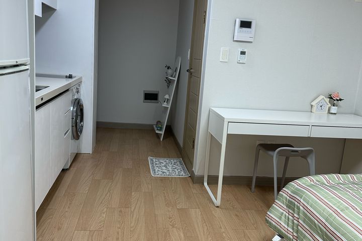 Seodaemun-gu, fully furnished, parking availa 6th image