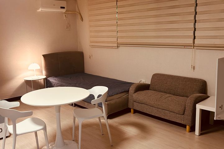 Quiet Studio in Jukjeon-dong C 4th image